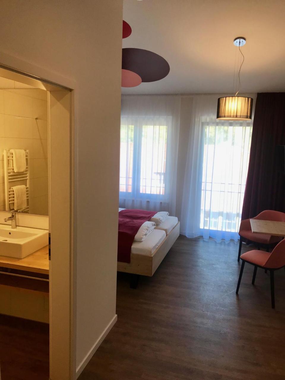 Busses Guesthouse Фрайбург-у-Брайсгау Екстер'єр фото